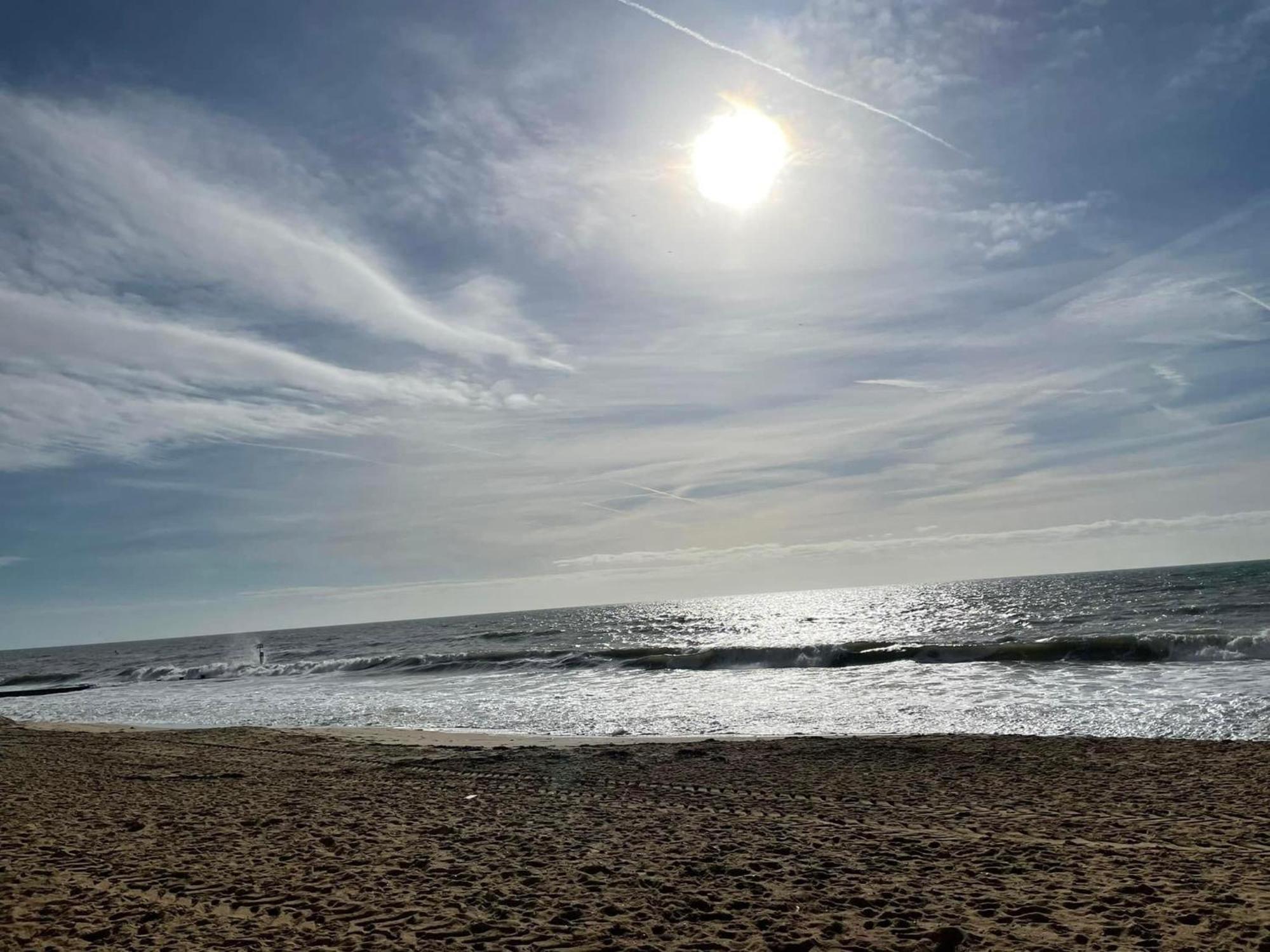 Holiday Home Hot Tub & Sauna Bournemouth Bagian luar foto